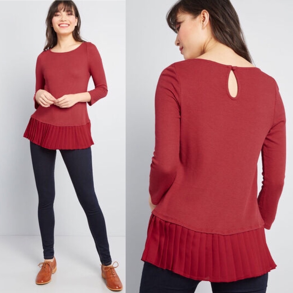 💜💜💜 ModCloth Red Twirl Bottom Top ♥️